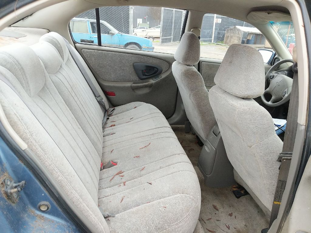 1999 Chevrolet Malibu 9