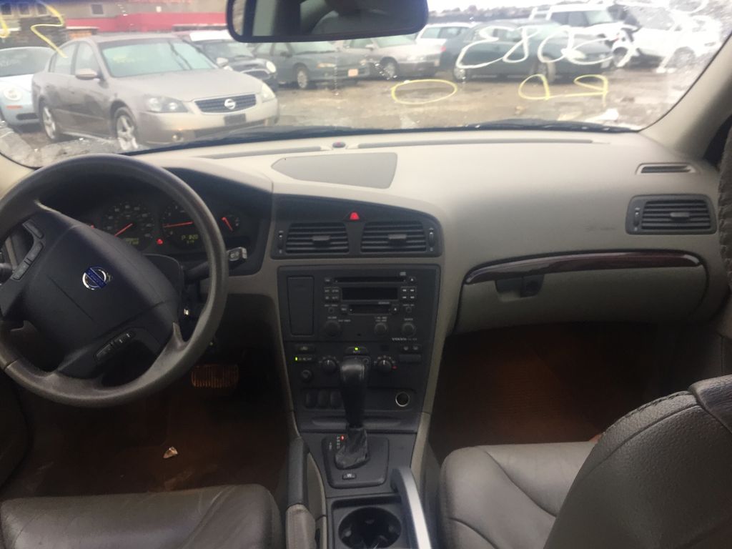 2001 Volvo XC70 11