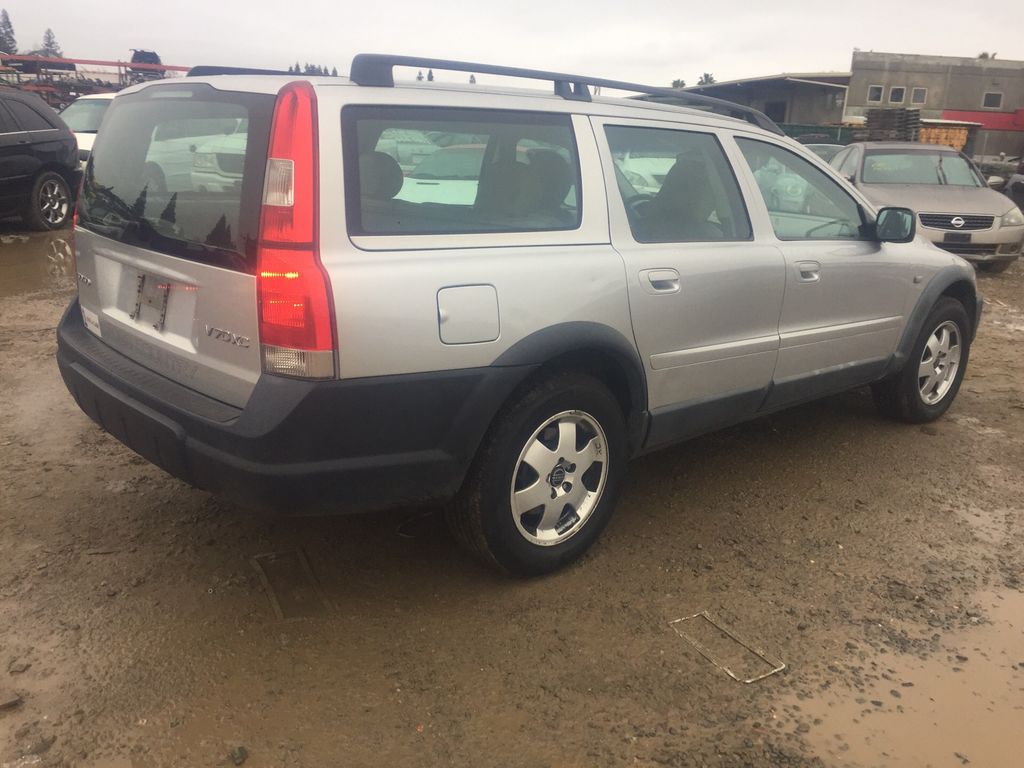 2001 Volvo XC70 3