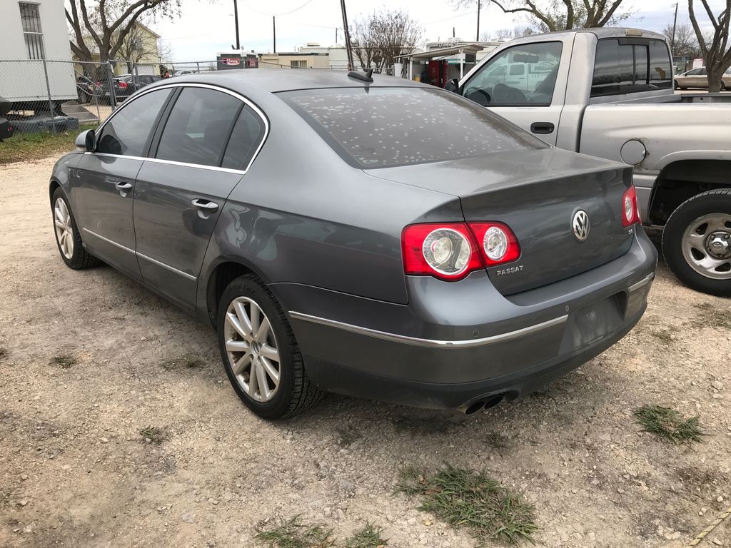 2006 VOLKSWAGEN Passat 2