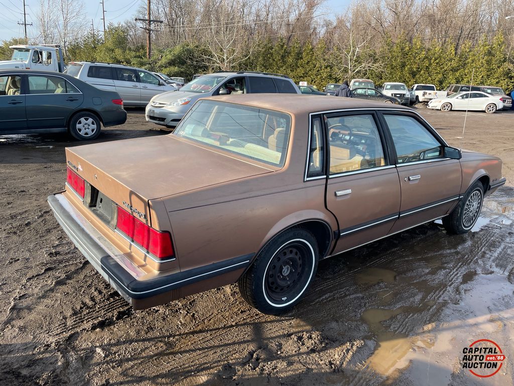 1989 Chevrolet Celebrity 3
