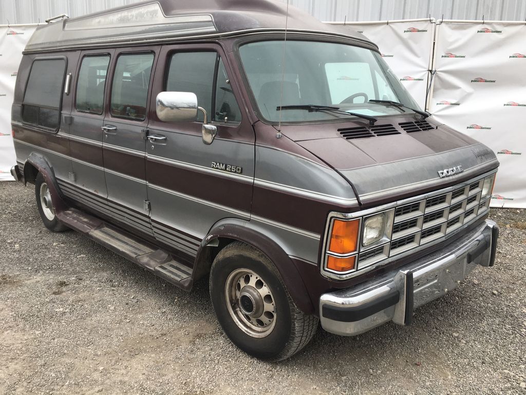 1993 dodge ram store van