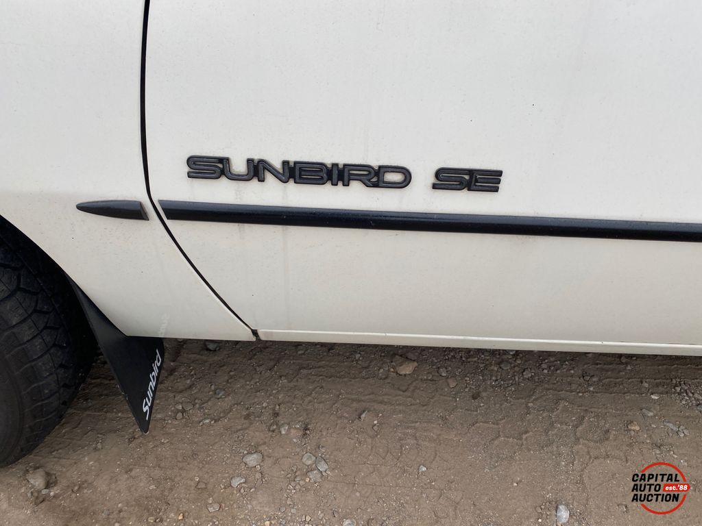 1989 Pontiac Sunbird 11