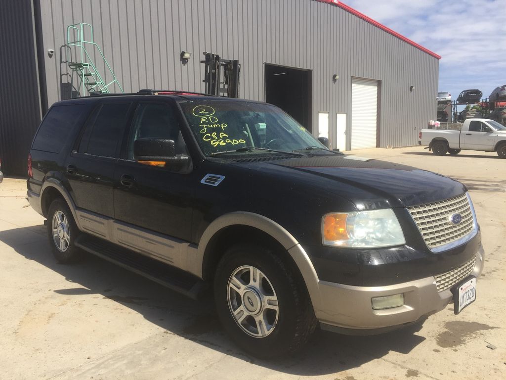 2003 ford expedition curb weight