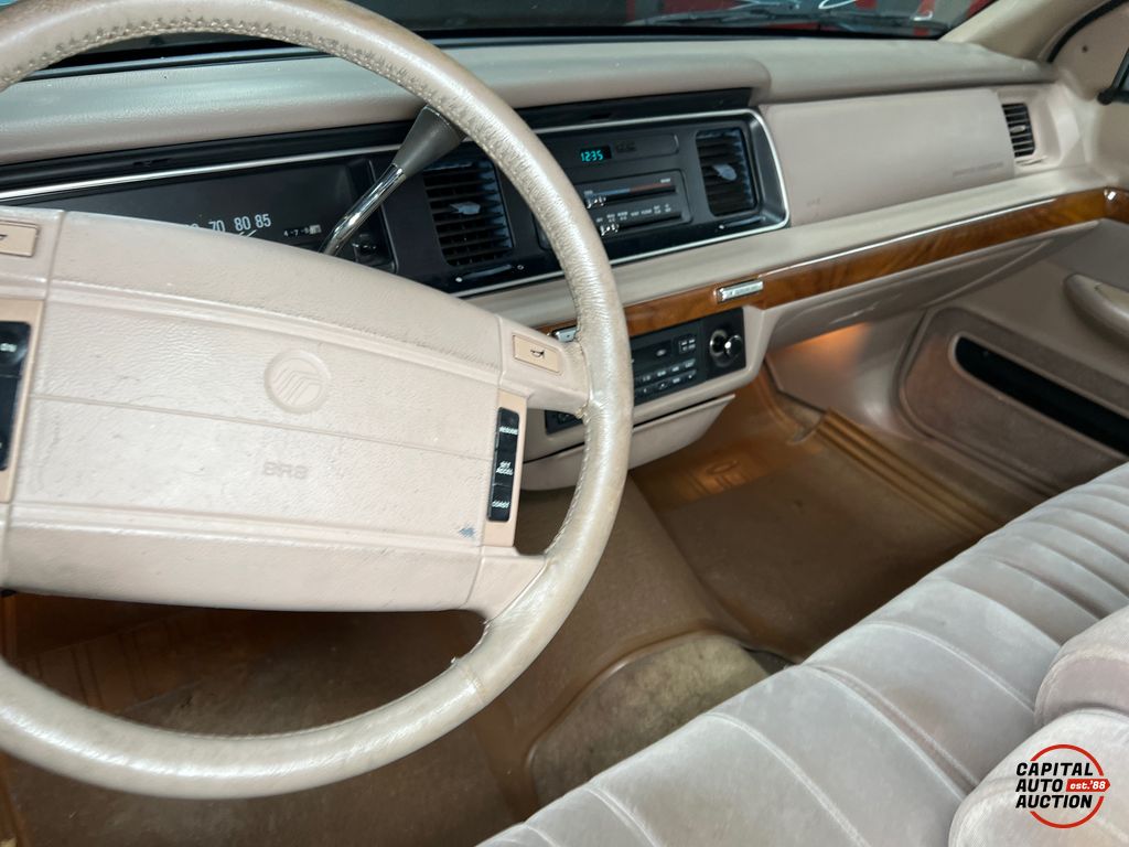 1993 MERCURY GRAND MARQUIS 10