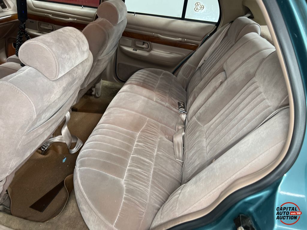 1993 MERCURY GRAND MARQUIS 8