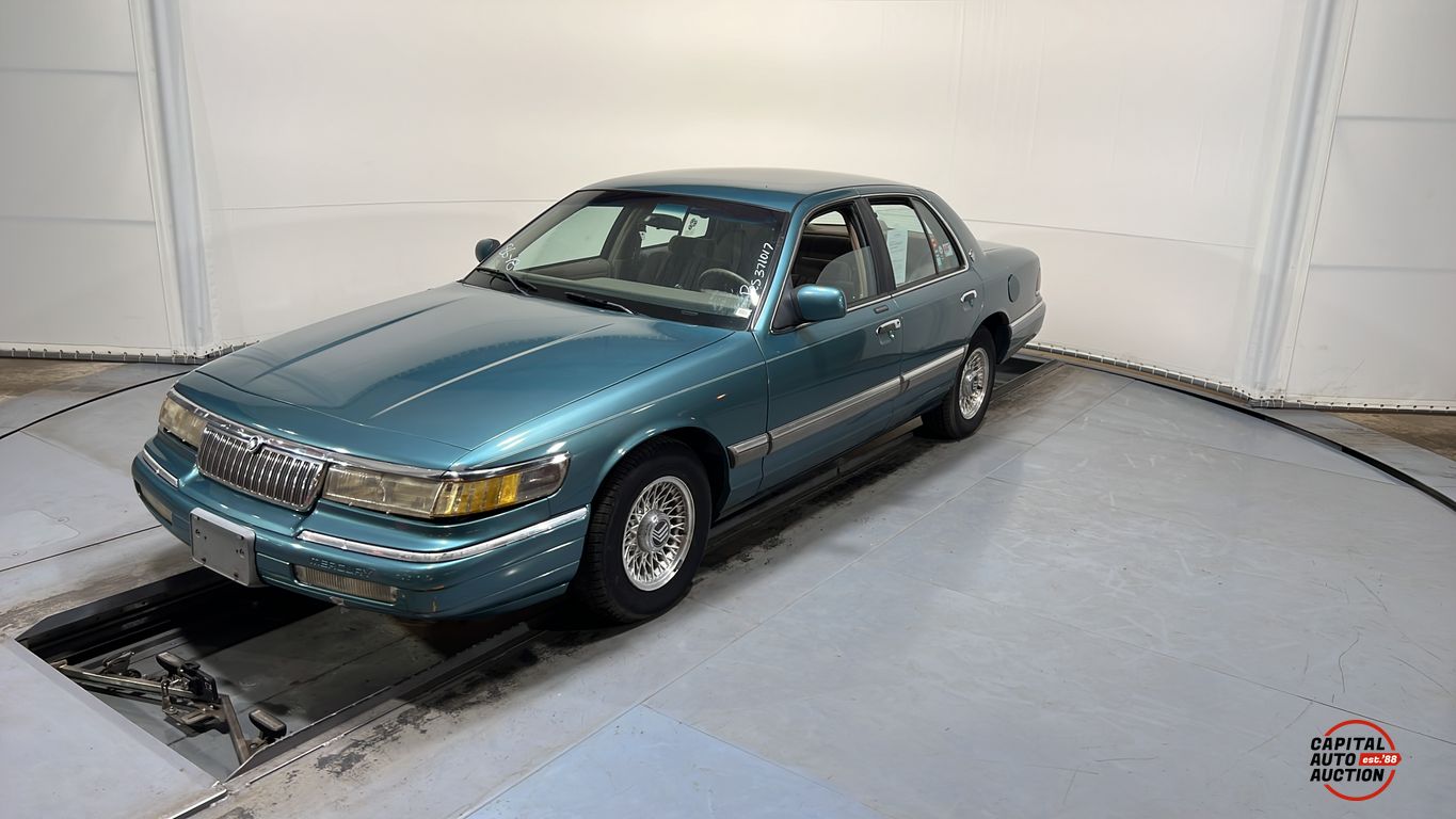 1993 MERCURY GRAND MARQUIS 1