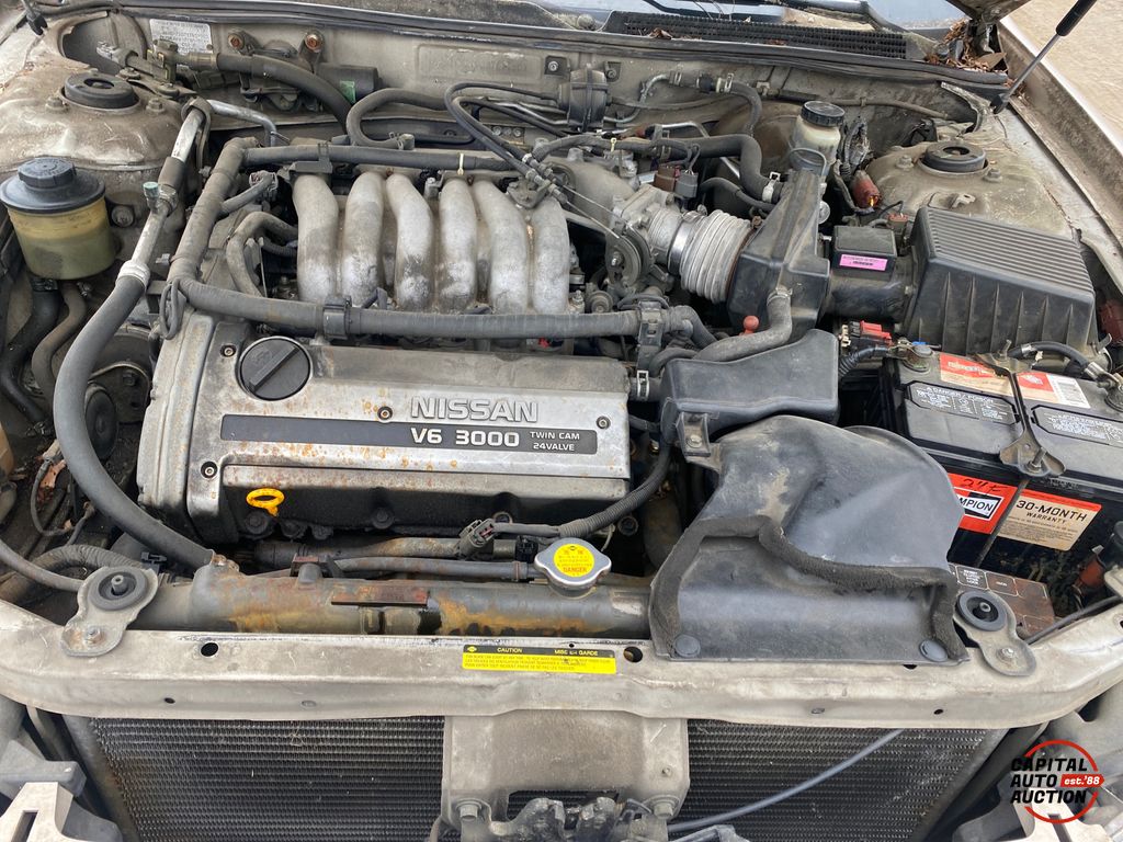 1995 NISSAN MAXIMA 9