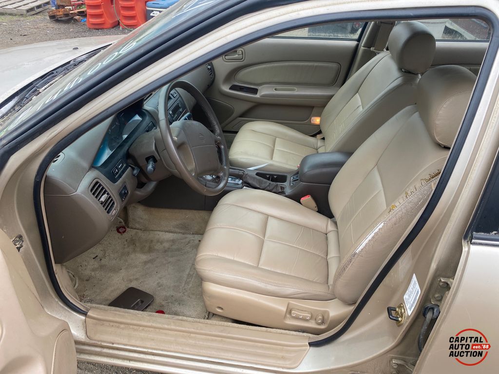 1995 NISSAN MAXIMA 7