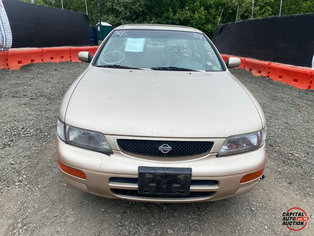 1995 NISSAN MAXIMA 5