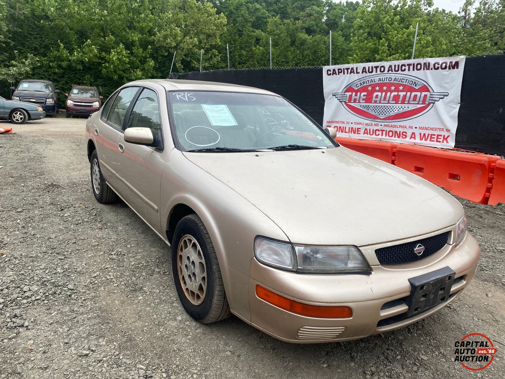 1995 NISSAN MAXIMA 0