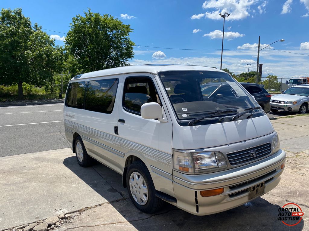 1995 TOYOTA HIACE 0