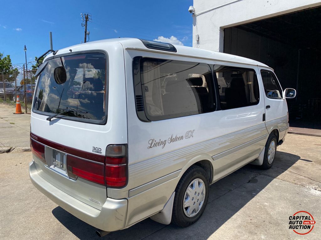 1995 TOYOTA HIACE 3
