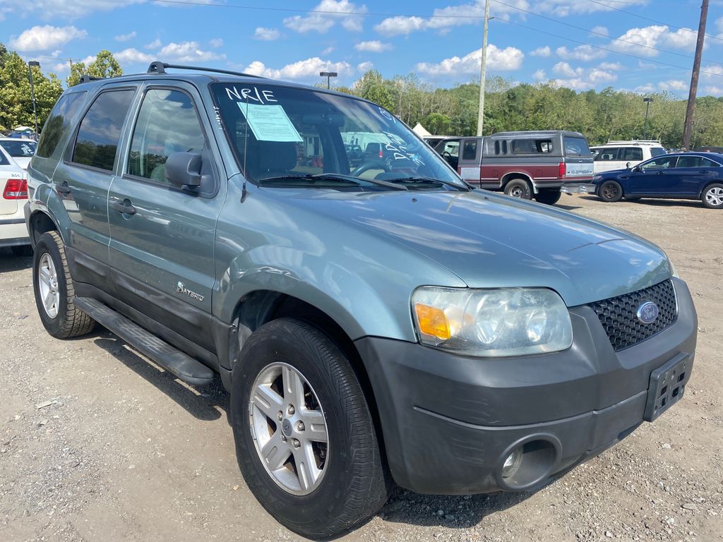 Auction DDC34724 2005 Ford Escape Hybrid