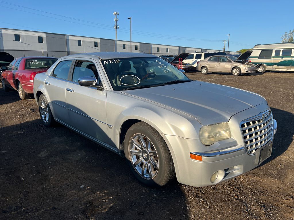 Auction DCB997390 2005 Chrysler 300M