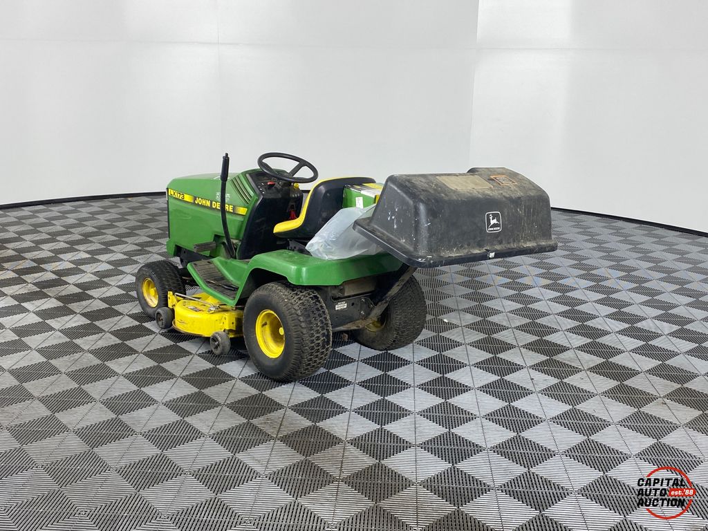 John Deere LX173 2