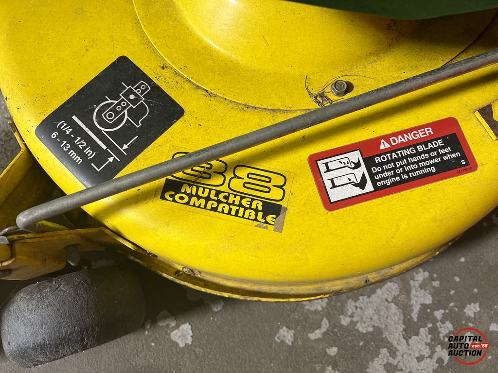 John Deere LX173 10