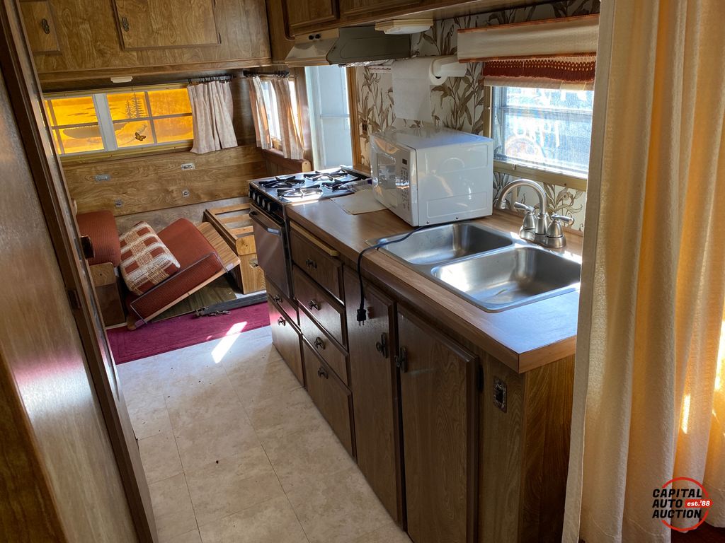 1980 Prowler camper 12