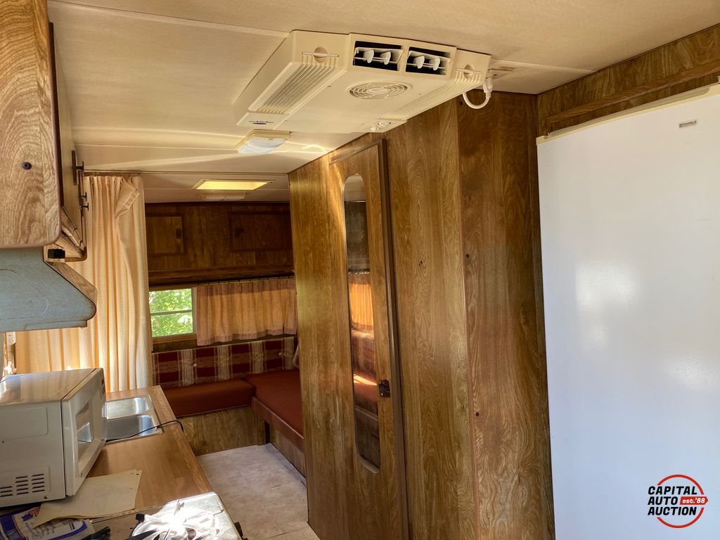 1980 Prowler camper 17