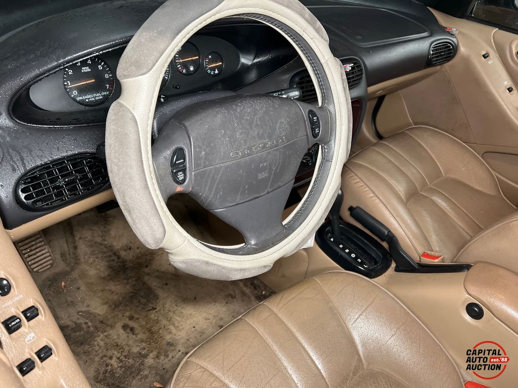 1997 Chrysler CIRRUS LXI 10