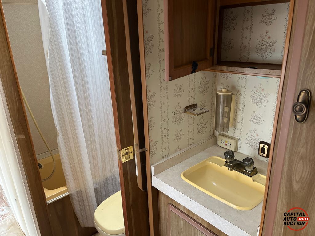 1987 Prowler Travel Trailer 10