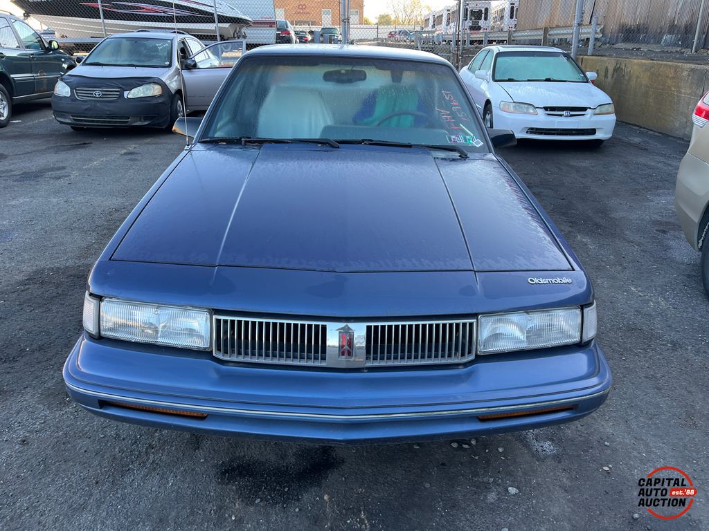 1995 Oldsmobile Cutlass Ciera 5
