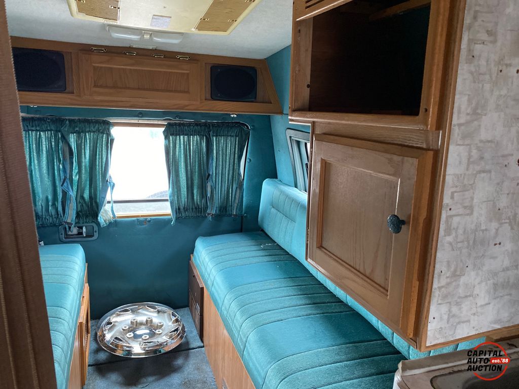 1994 DODGE DODGE RAM CAMPER 22