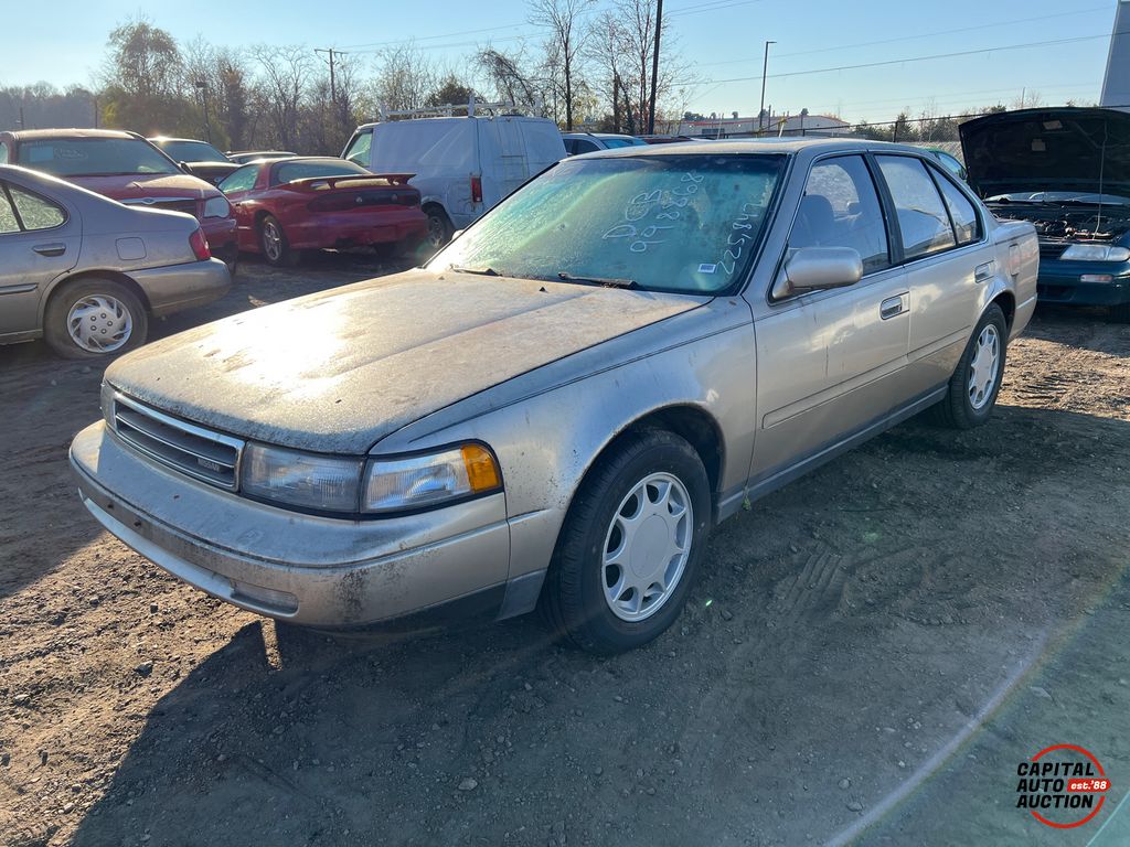 1990 NISSAN MAXIMA 1