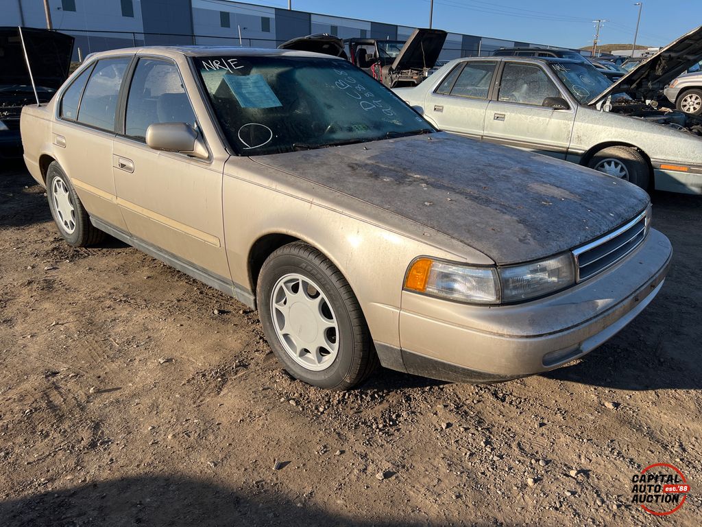 1990 NISSAN MAXIMA 0