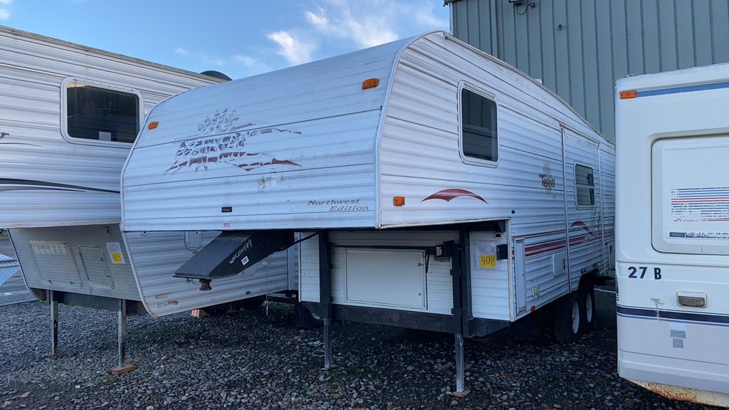 Auction WWA1217 2000 Fleetwood Enterprises Inc RT