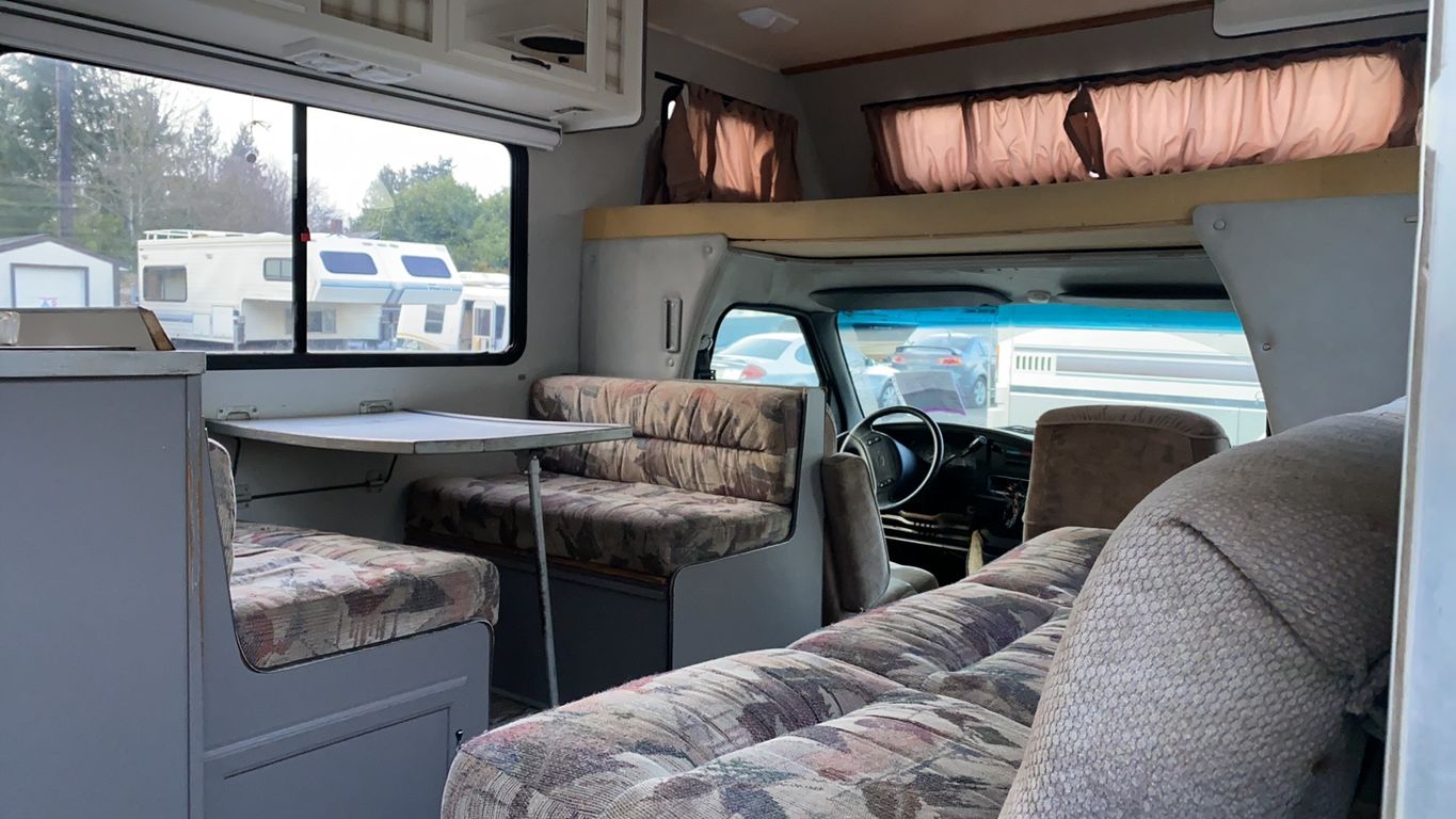 1996 Damon Hornet Motorhome 6