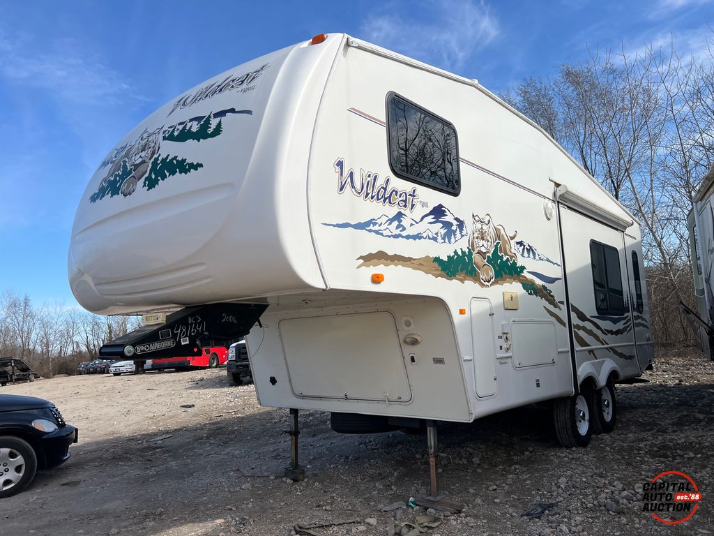 2006 FOREST RIVER Wildcat 1