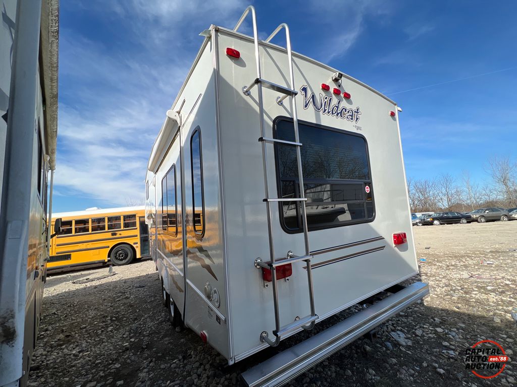 2006 FOREST RIVER Wildcat 3