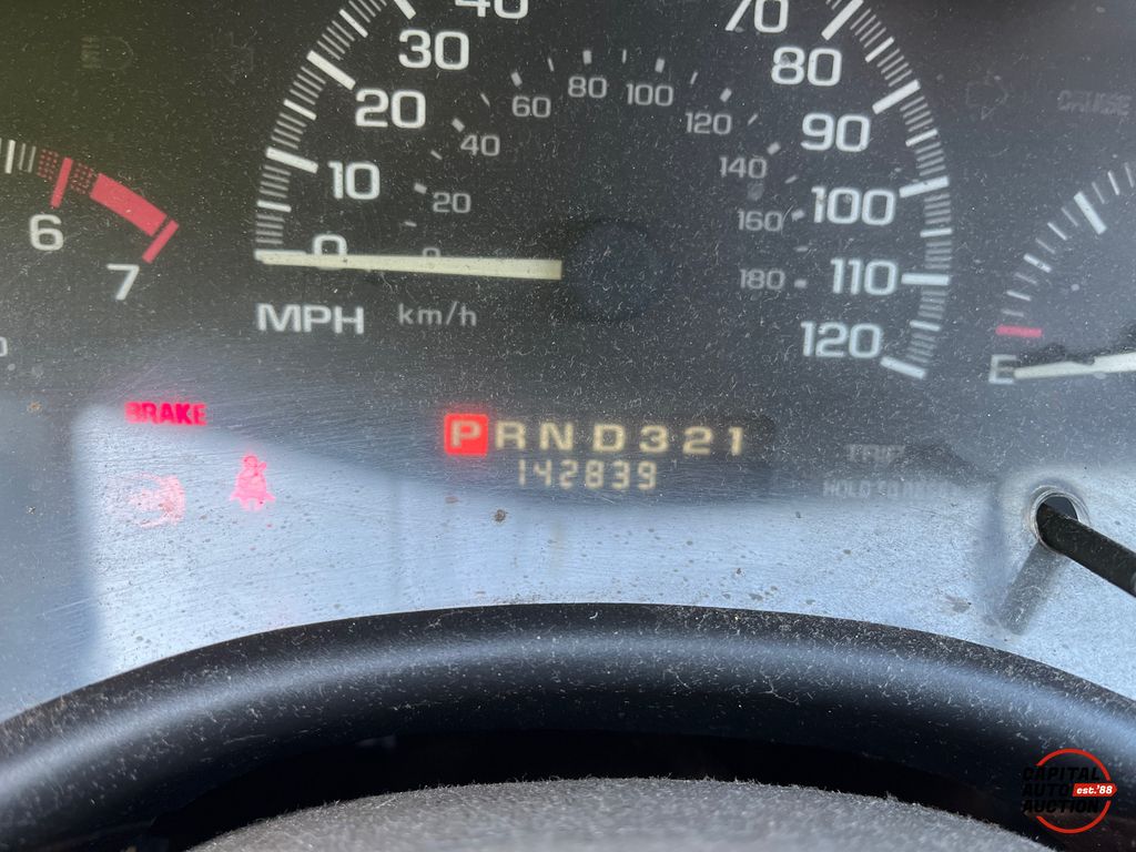 1997 CHEVROLET MALIBU LS 4