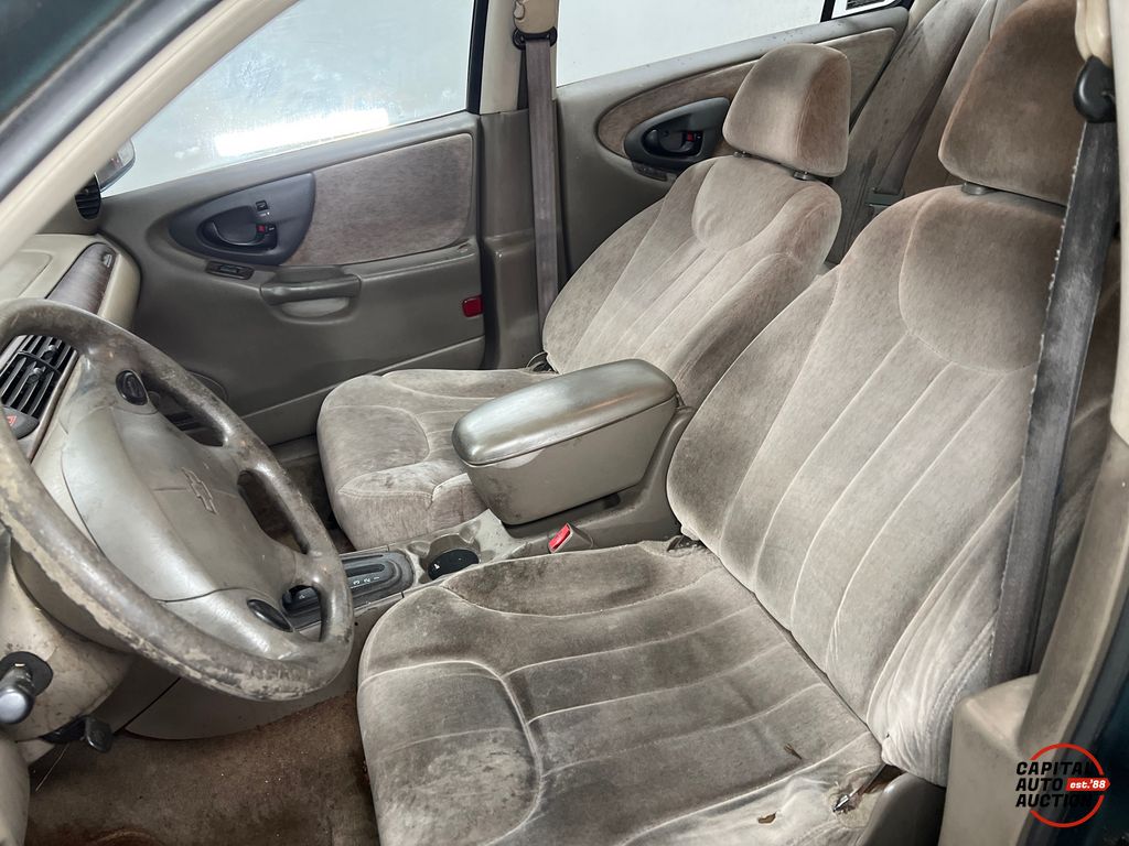 1997 CHEVROLET MALIBU LS 7