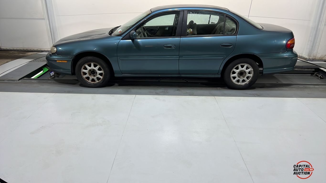 1997 CHEVROLET MALIBU LS 11