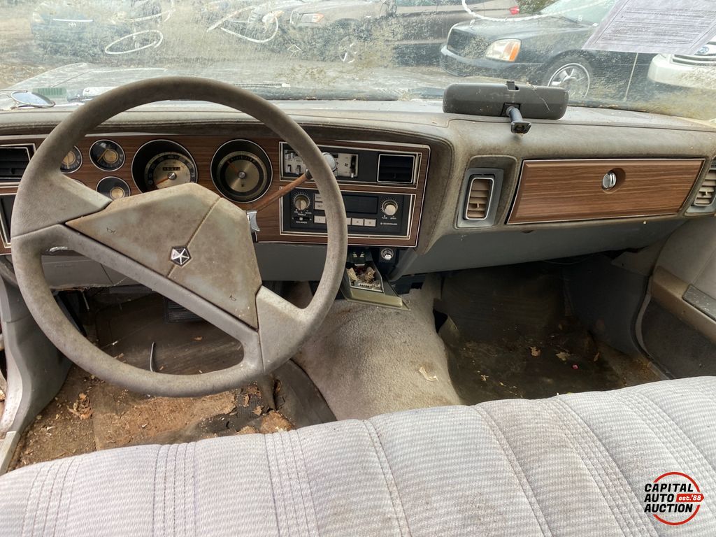 1988 Plymouth Gran Fury 10