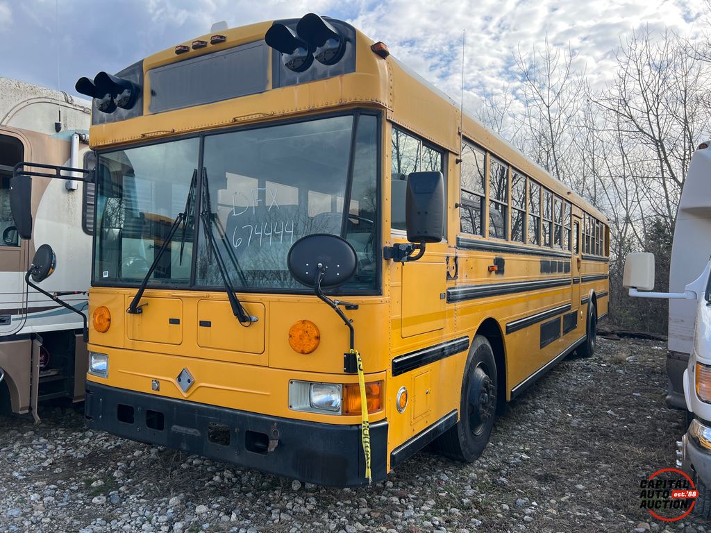 2002 AMTRAN RE Series BUS 1