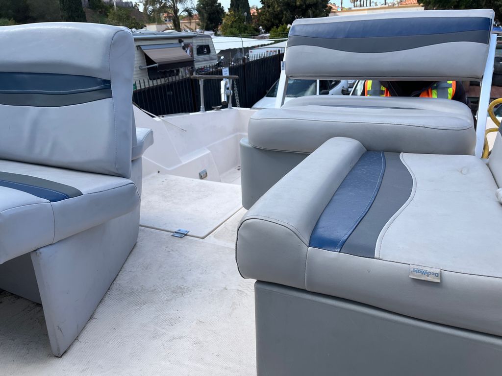 1979 bayliner Victoria 7