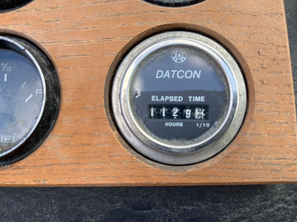 1979 bayliner Victoria 4