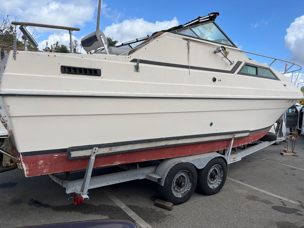 1979 bayliner Victoria 3