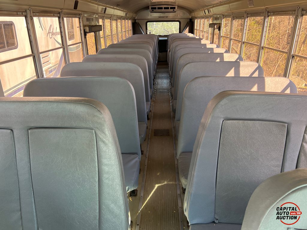 2004 IC BUS RE Series 8
