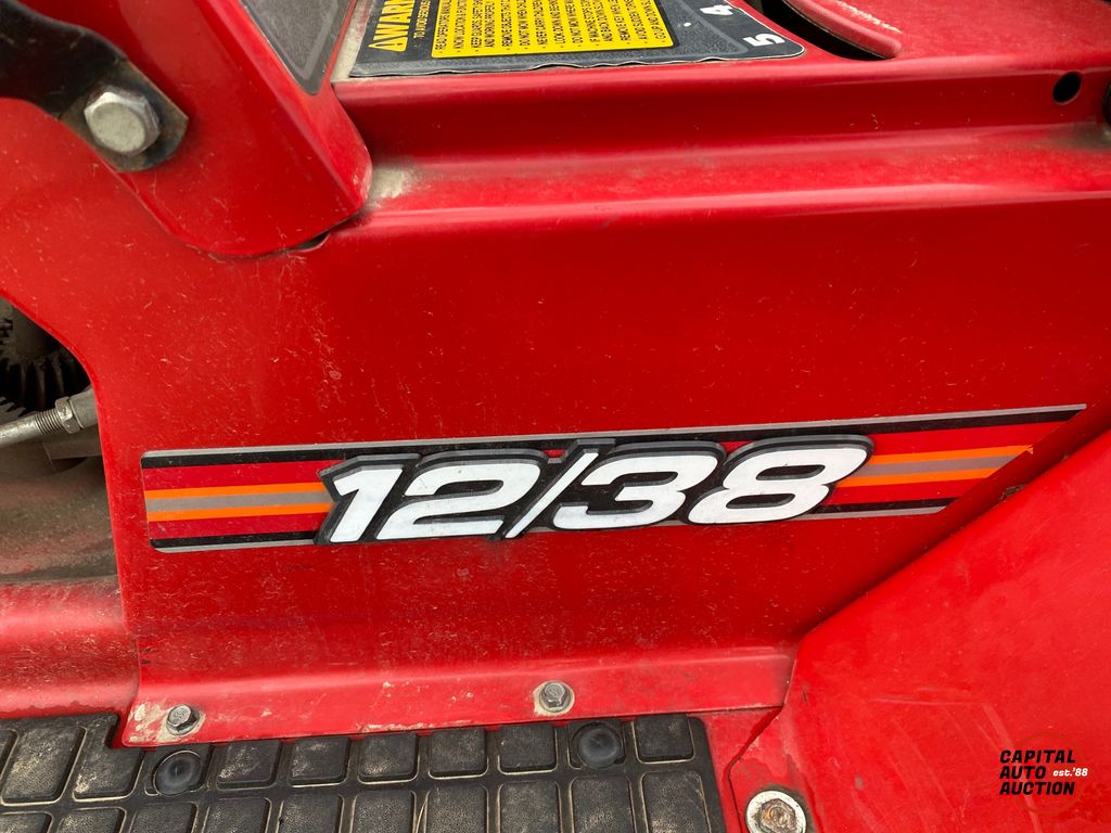 1991 DYNAMARK RIDING MOWER 14