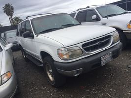 1999 Ford Explorer