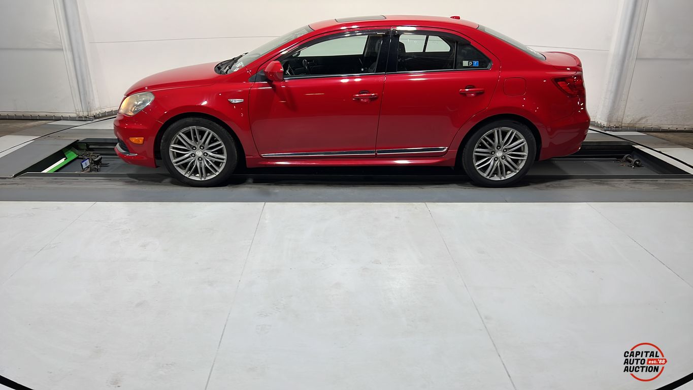 2012 Suzuki Kizashi SLS 11
