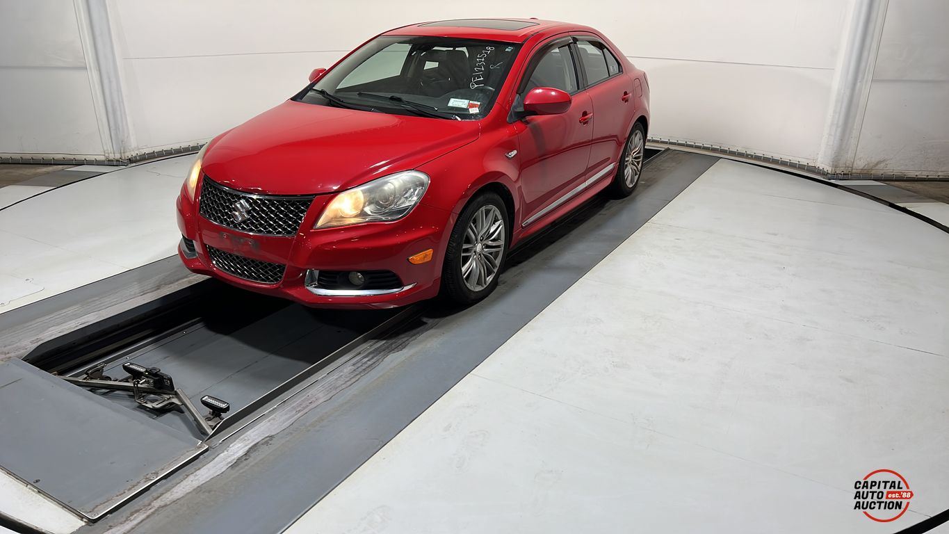 2012 Suzuki Kizashi SLS 1