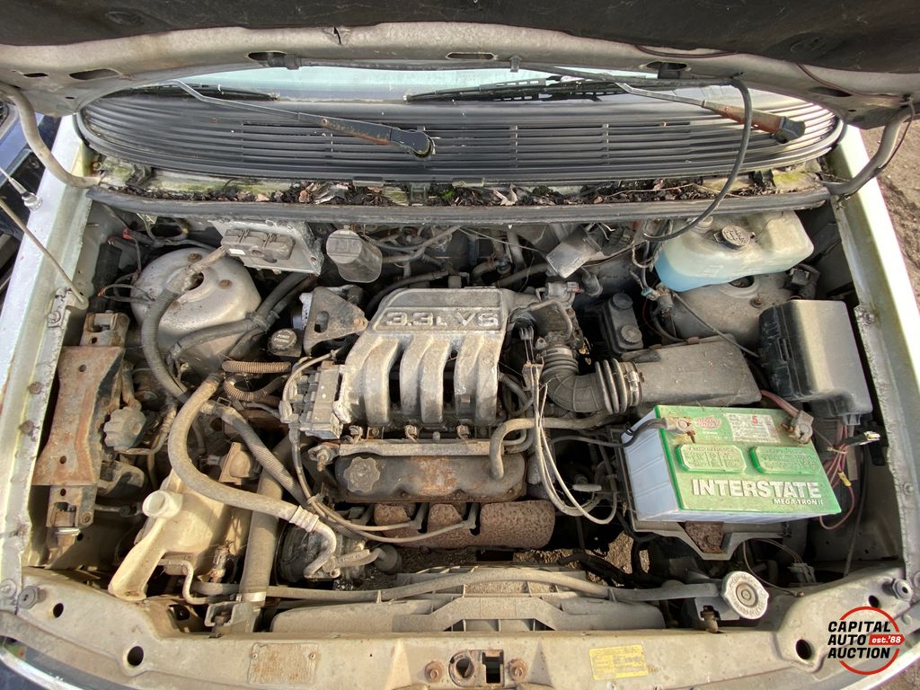 1994 PLYMOUTH GRAND VOYAGER 9