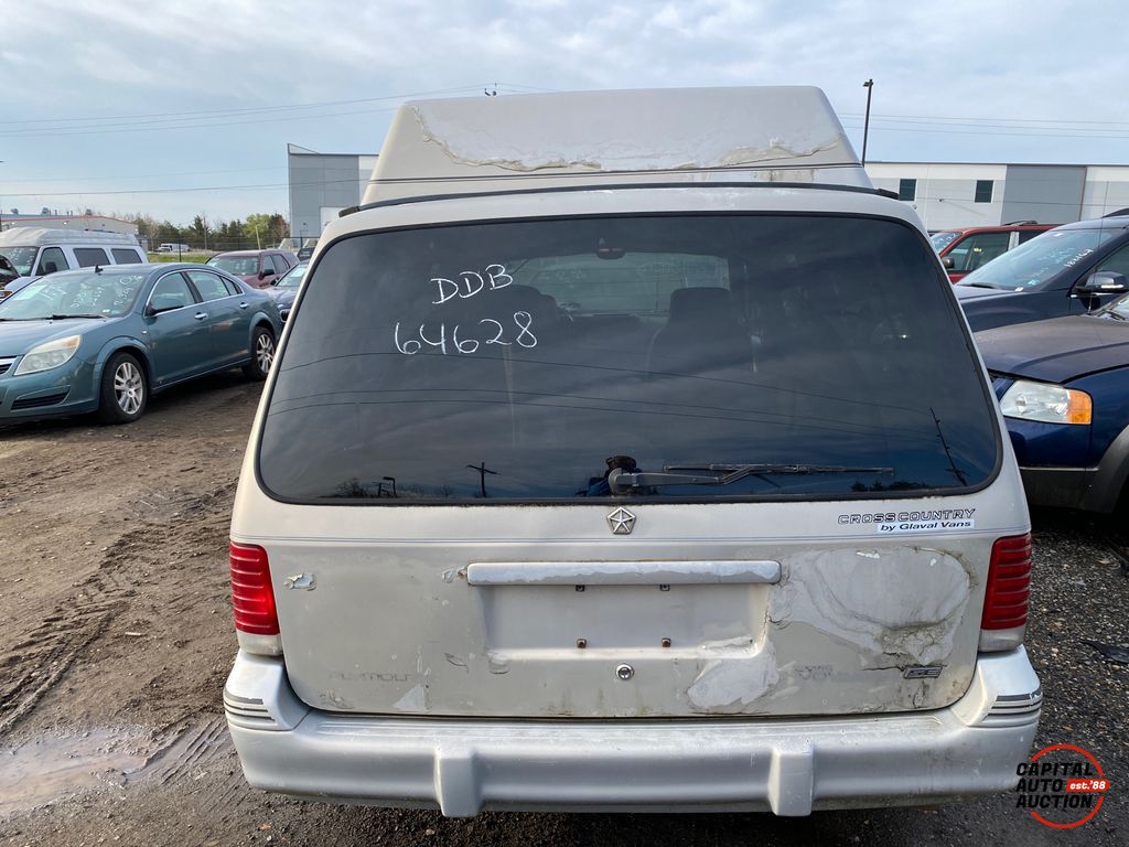 1994 PLYMOUTH GRAND VOYAGER 6