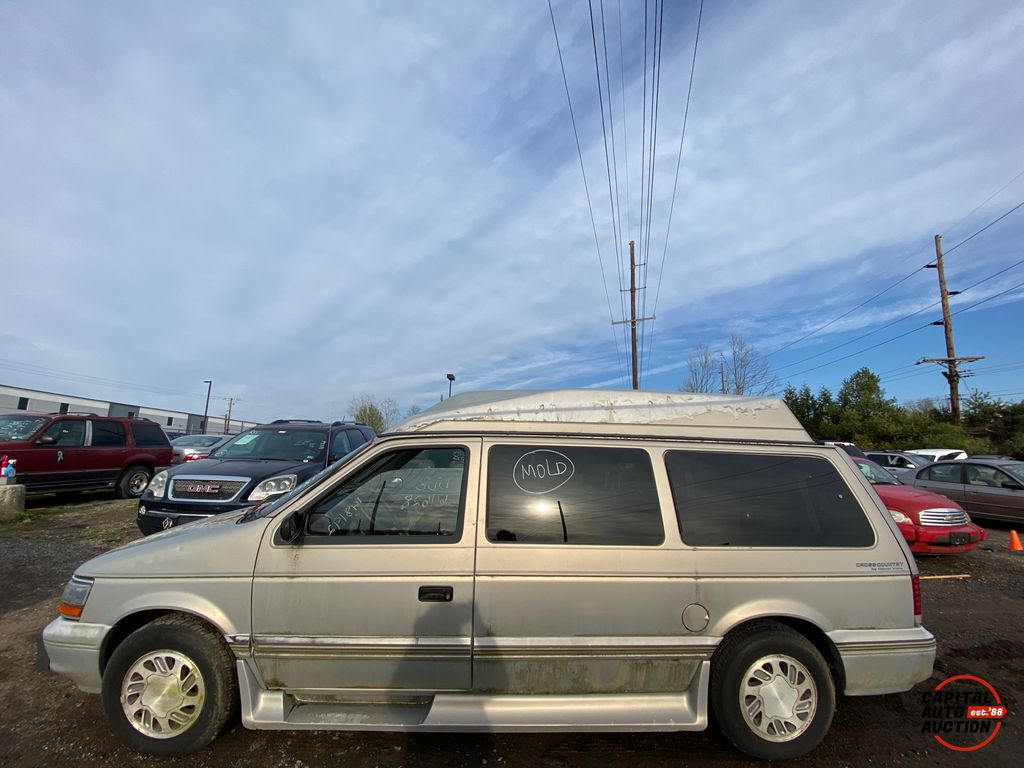 1994 PLYMOUTH GRAND VOYAGER 19
