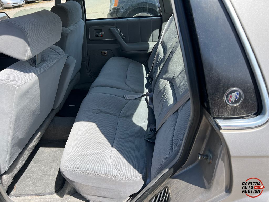 1995 BUICK CENTURY 8